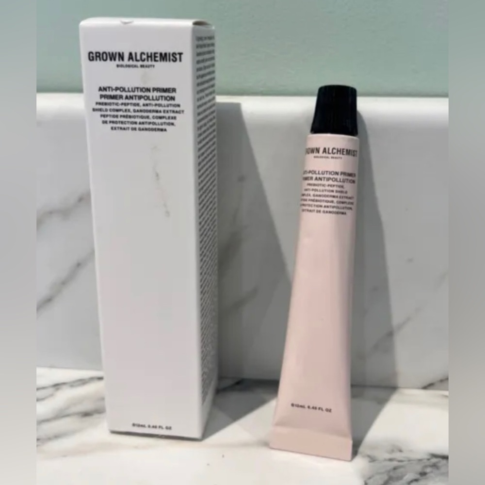 NEW ALCHEMIST ANTI-POLLUTION PRIMER Shield Your Skin From Hazardous Blue Screen